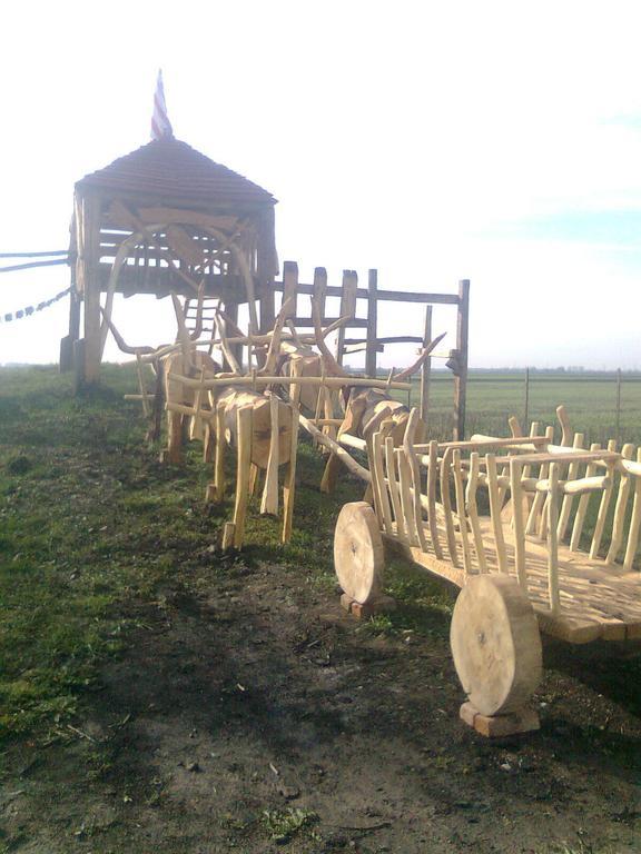 Áldos Panzió Farád Exterior foto